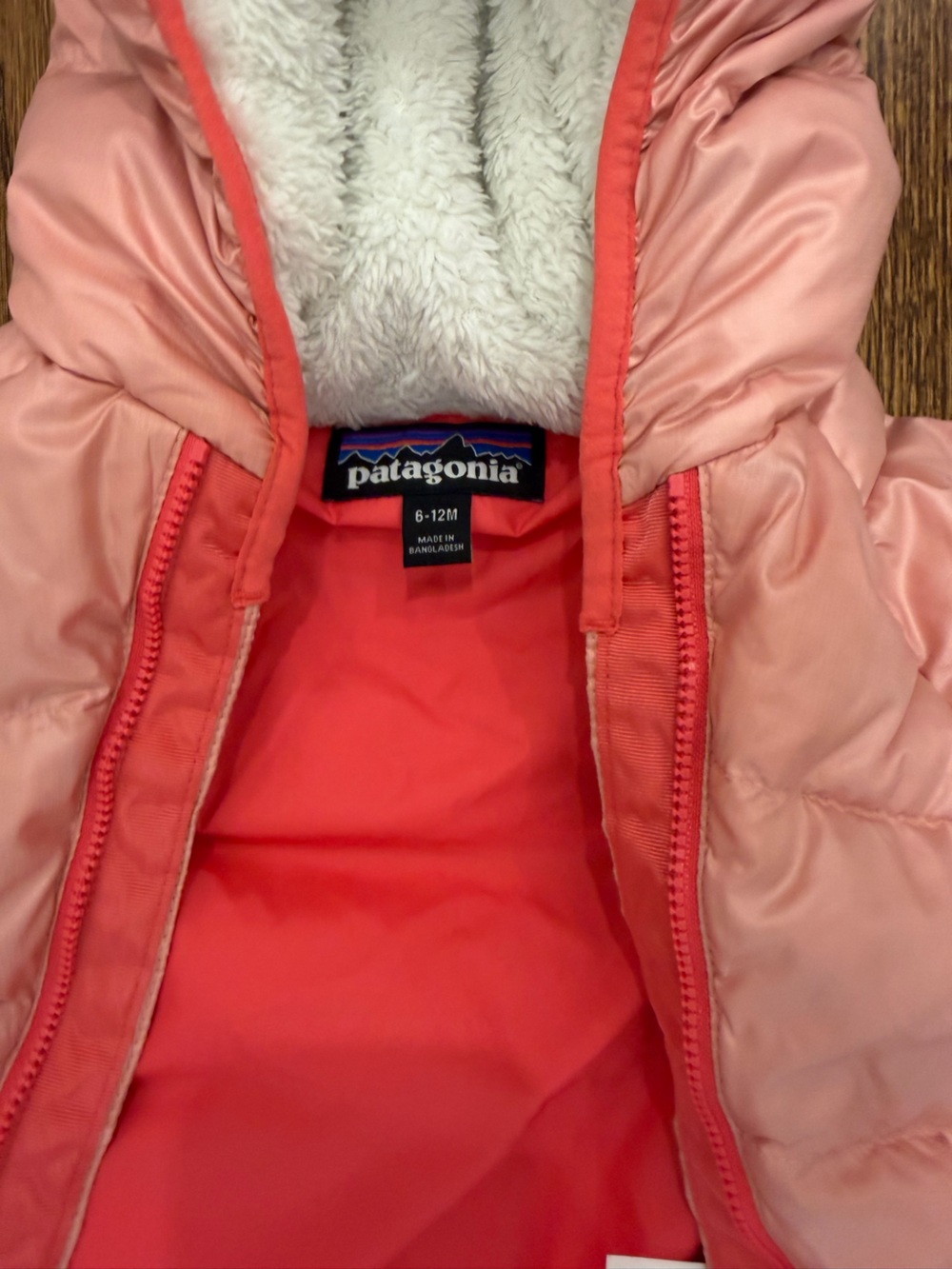Patagonia Kids Pink Hooded Puffer Bunting - Picture 3 of 6